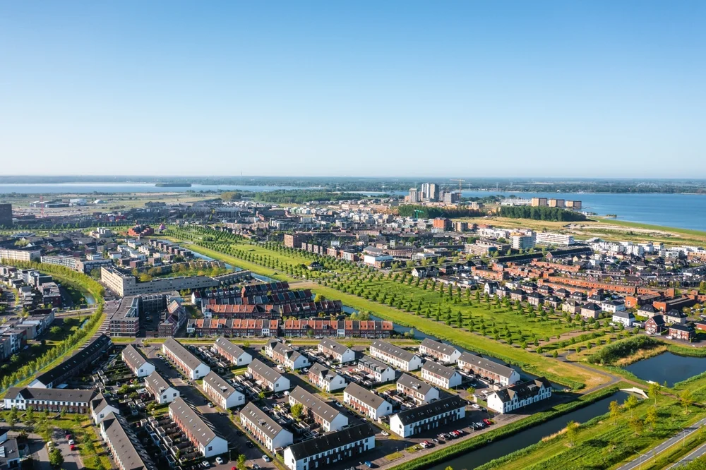 Dit is een foto van het werkgebied in Dordrecht waar Glasvezelbehang Dordrecht werkzaam is.